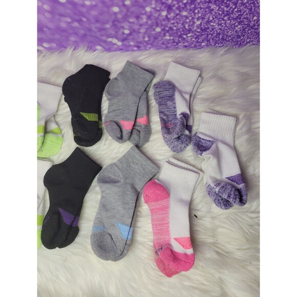 Girls toddler socks size small hanes 13 pair - Picture 1 of 3
